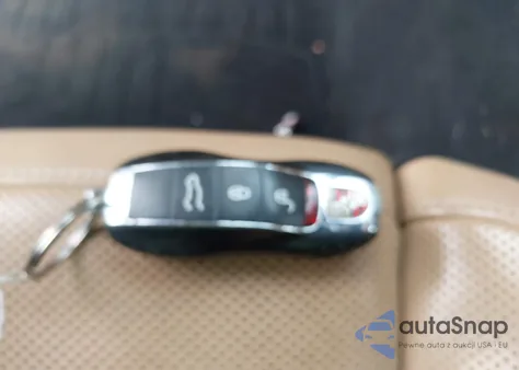 2018 Porsche Cayenne из США, поврежденный, VIN WP1AA2A26JKA03311